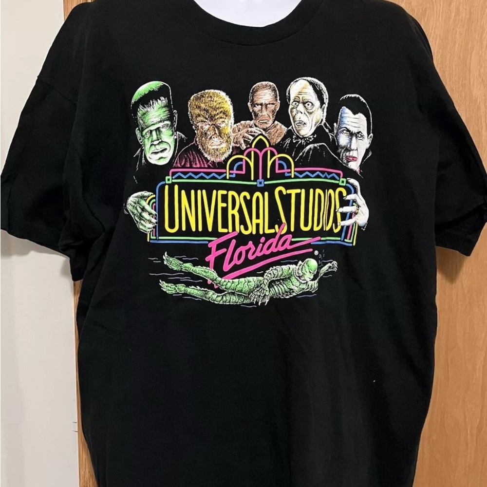 RARE Vintage Universal Studios Monsters Black Graphic T-Shirt size XXL